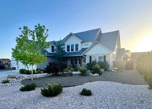 1013 26th Street SE, Rio Rancho, NM 87124