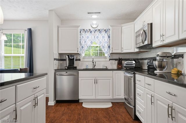 4122 Denise Drive, Ashtabula, OH 44004