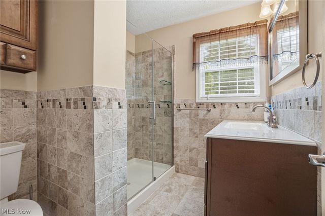 4122 Denise Drive, Ashtabula, OH 44004