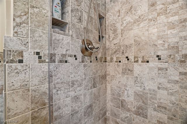 4122 Denise Drive, Ashtabula, OH 44004
