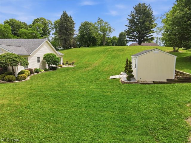 4122 Denise Drive, Ashtabula, OH 44004