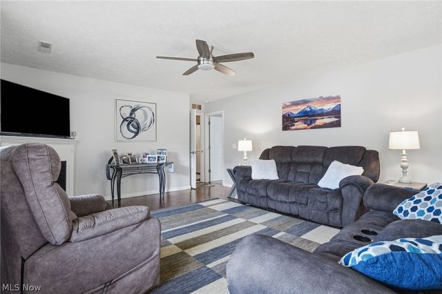 4122 Denise Drive, Ashtabula, OH 44004