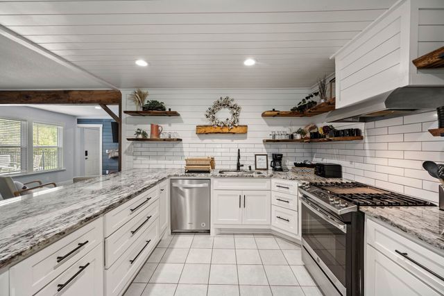 3570 Kayewood Drive, Little Elm, TX 75068