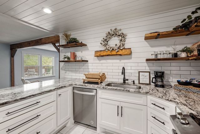 3570 Kayewood Drive, Little Elm, TX 75068