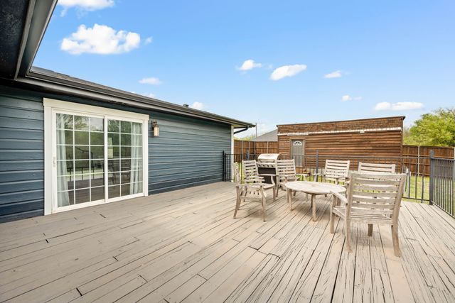 3570 Kayewood Drive, Little Elm, TX 75068