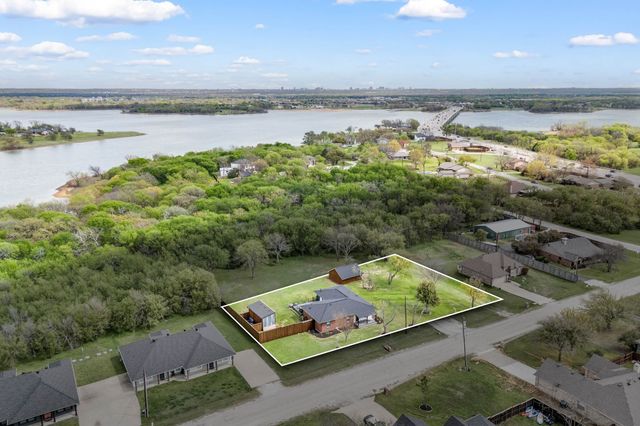 3570 Kayewood Drive, Little Elm, TX 75068
