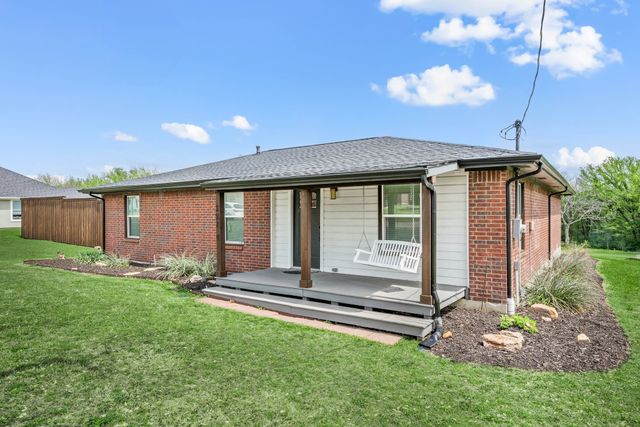 3570 Kayewood Drive, Little Elm, TX 75068
