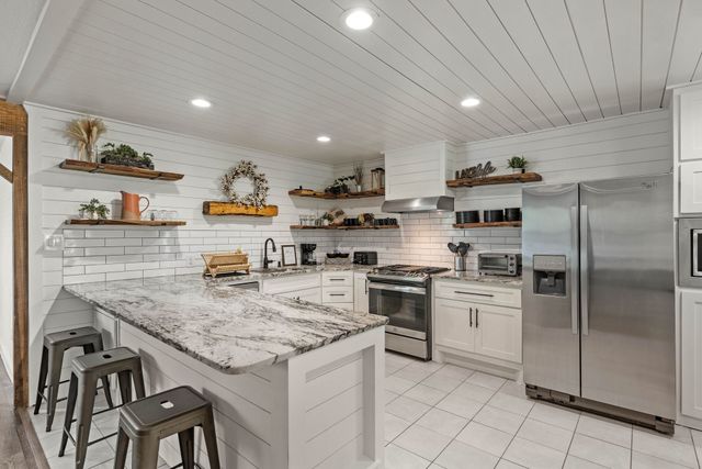 3570 Kayewood Drive, Little Elm, TX 75068