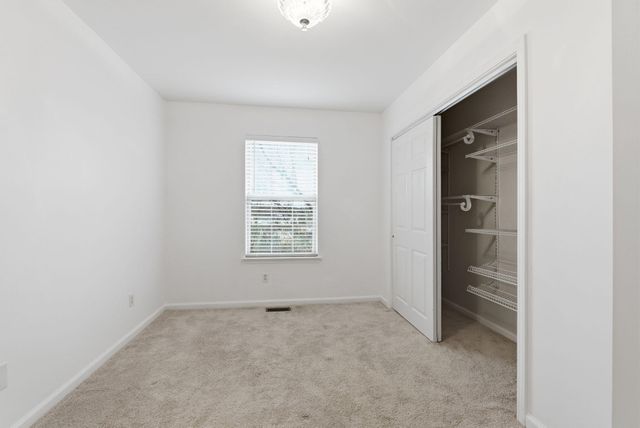 617 John Sutherland Drive, Nicholasville, KY 40356