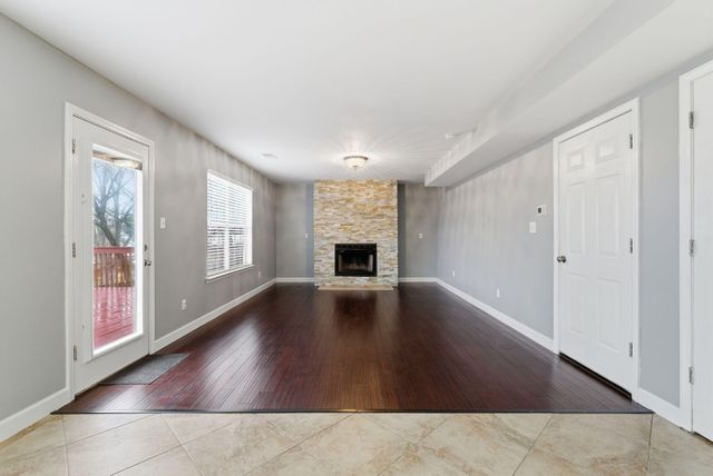 617 John Sutherland Drive, Nicholasville, KY 40356