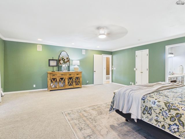 900 MOHAWK DRIVE, Burkburnett, TX 76354