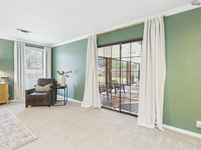 900 MOHAWK DRIVE, Burkburnett, TX 76354