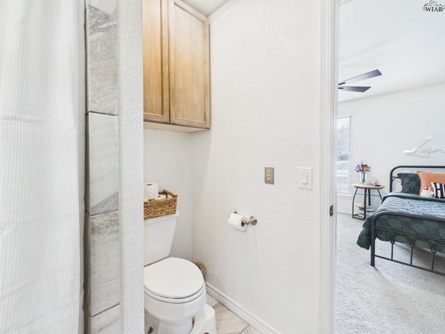 900 MOHAWK DRIVE, Burkburnett, TX 76354
