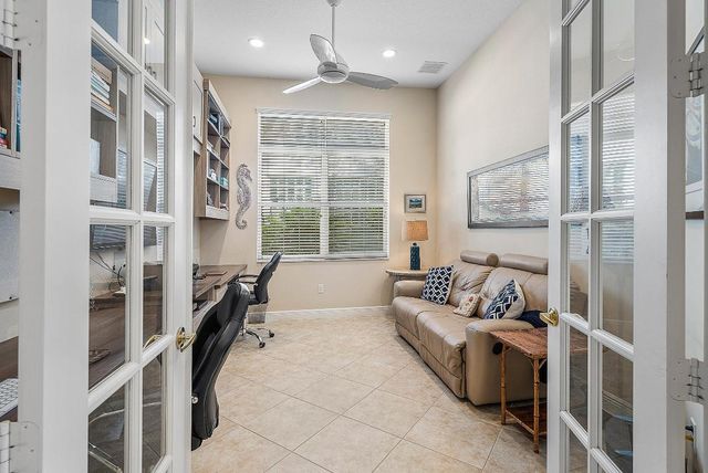 9666 Via Elegante, Wellington, FL 33411