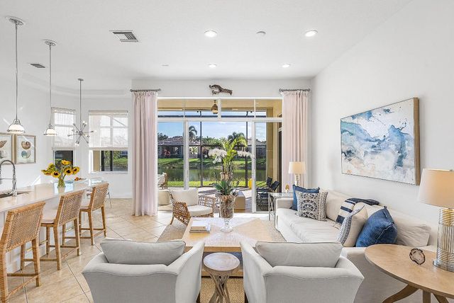 9666 Via Elegante, Wellington, FL 33411