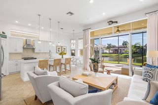 9666 Via Elegante, Wellington, FL 33411