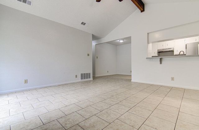 3603 Rocky Hollow TRL B, Georgetown, TX 78628