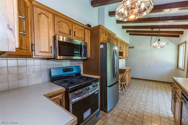 482 Fairwood Drive, Tallmadge, OH 44278