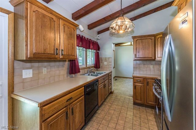 482 Fairwood Drive, Tallmadge, OH 44278