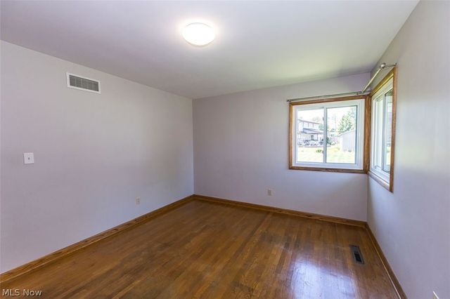 482 Fairwood Drive, Tallmadge, OH 44278