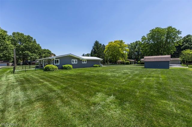 482 Fairwood Drive, Tallmadge, OH 44278