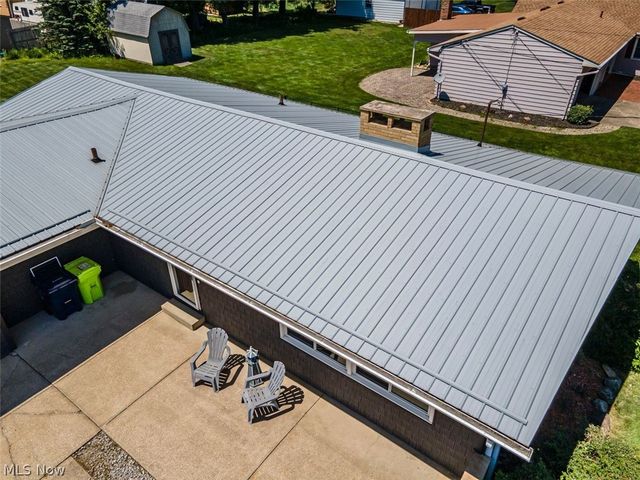 482 Fairwood Drive, Tallmadge, OH 44278