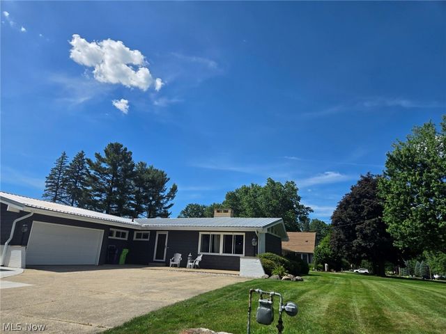 482 Fairwood Drive, Tallmadge, OH 44278