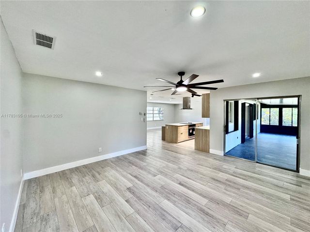 1968 Pleasant Hill Road, Kissimmee, FL 34746