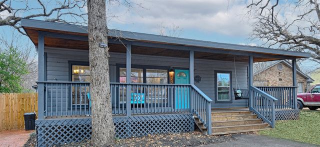 425 N Elm Street, Arlington, TX 76011