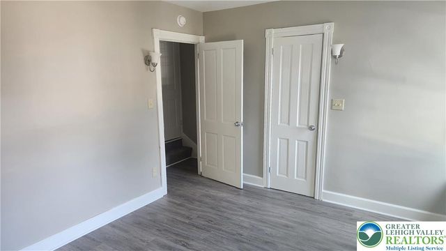 28 East Walnut Street, Nazareth Boro, PA 18064
