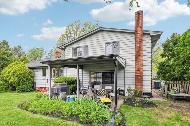 5420 Bluebell Drive, Lyndhurst, OH 44124