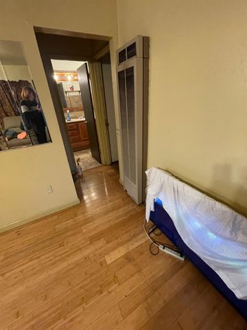 2330 E Finland Ave, Stockton, CA 95205