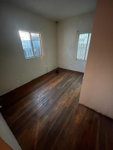 2330 E Finland Ave, Stockton, CA 95205