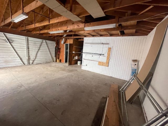 2330 E Finland Ave, Stockton, CA 95205