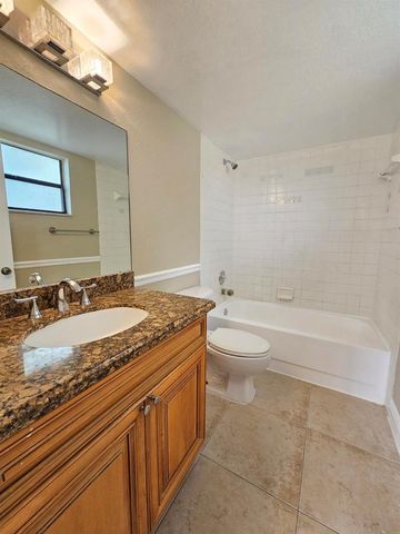 1440 WINDORAH Way B, West Palm Beach, FL 33411