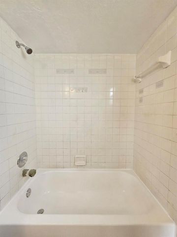 1440 WINDORAH Way B, West Palm Beach, FL 33411