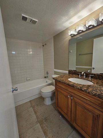 1440 WINDORAH Way B, West Palm Beach, FL 33411