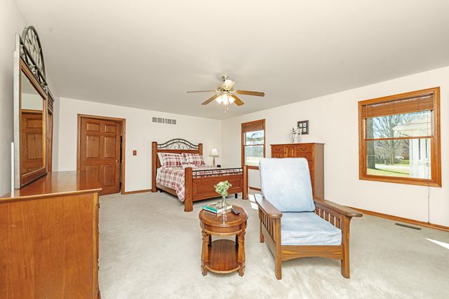 121 CR 687 Street, South Haven, MI 49090