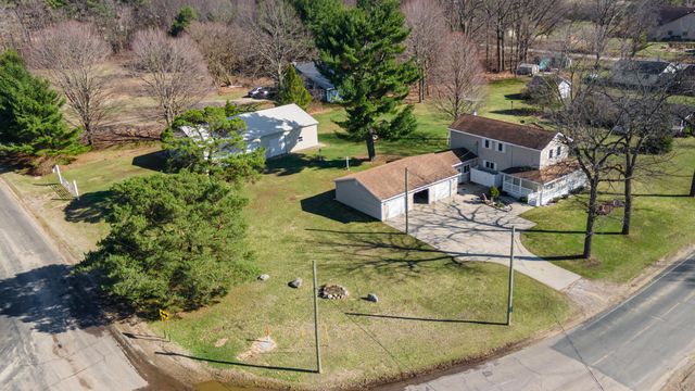 121 CR 687 Street, South Haven, MI 49090