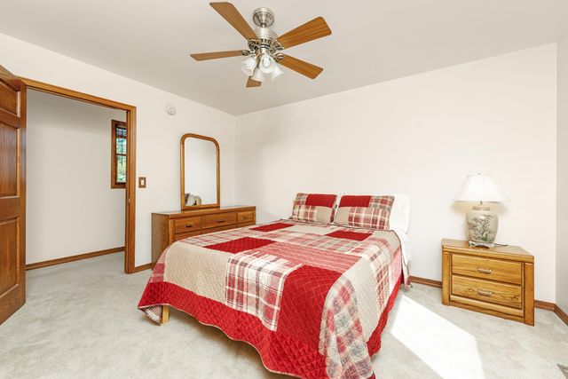 121 CR 687 Street, South Haven, MI 49090