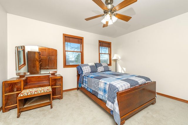 121 CR 687 Street, South Haven, MI 49090