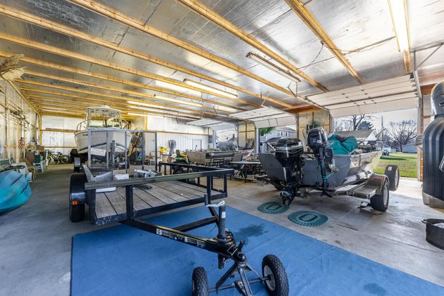 121 CR 687 Street, South Haven, MI 49090