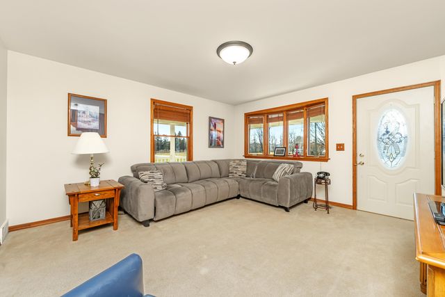 121 CR 687 Street, South Haven, MI 49090