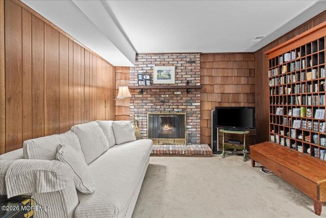 952 Alden Drive, Toms River, NJ 08753