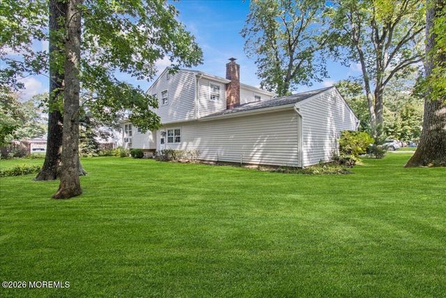 952 Alden Drive, Toms River, NJ 08753