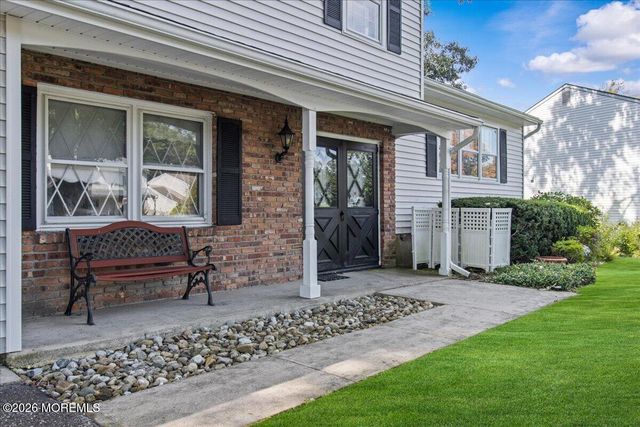 952 Alden Drive, Toms River, NJ 08753