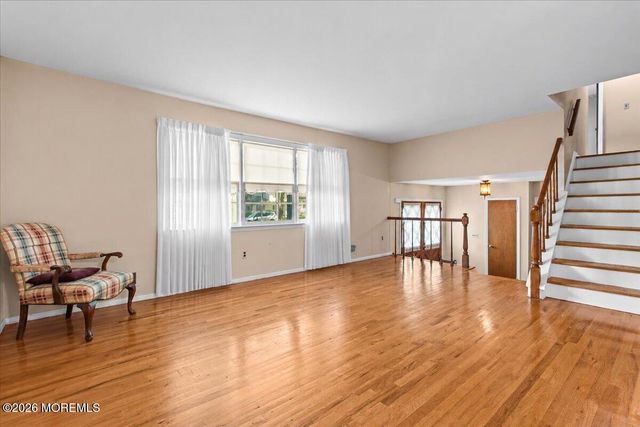 952 Alden Drive, Toms River, NJ 08753
