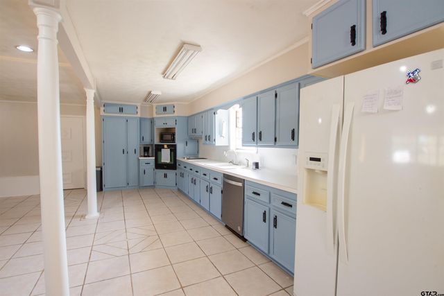 819 Palestine St, Alto, TX 75925