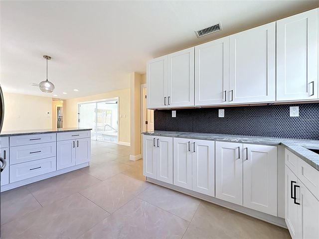 4101 SHORE ACRES BOULEVARD NE, St Petersburg, FL 33703