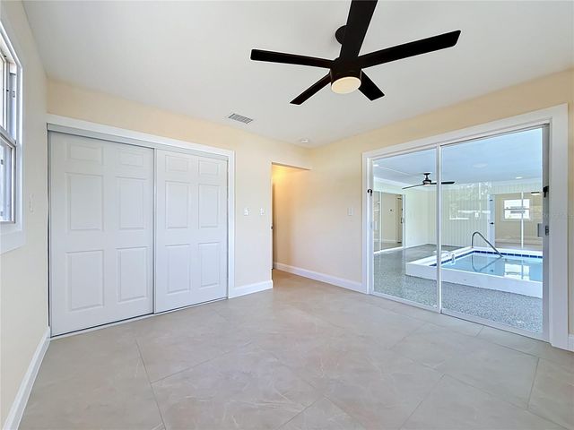 4101 SHORE ACRES BOULEVARD NE, St Petersburg, FL 33703